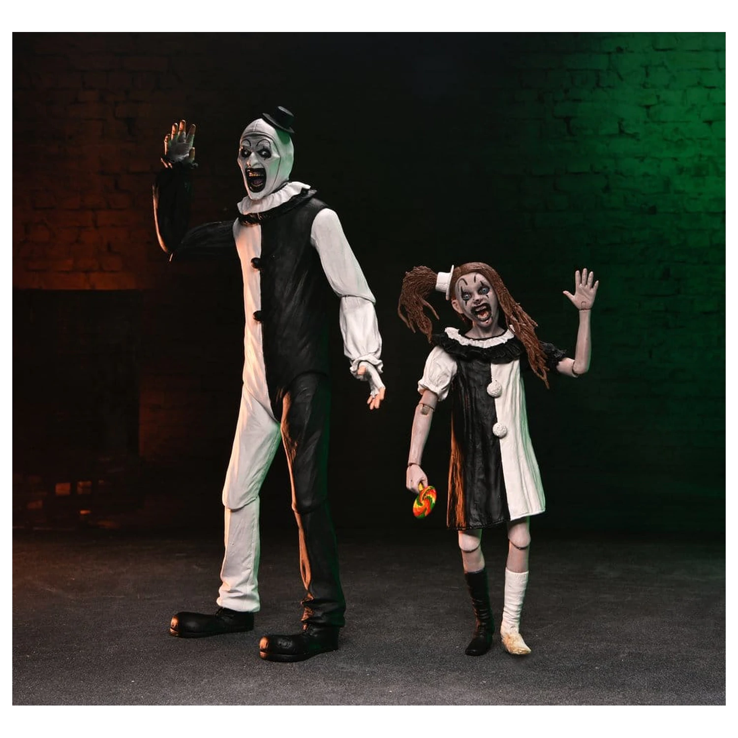 Terrifier 2 Set de 2 figurine de actiune Ultimate Art the Clown si Little Pale Girl 18 cm poza produsului