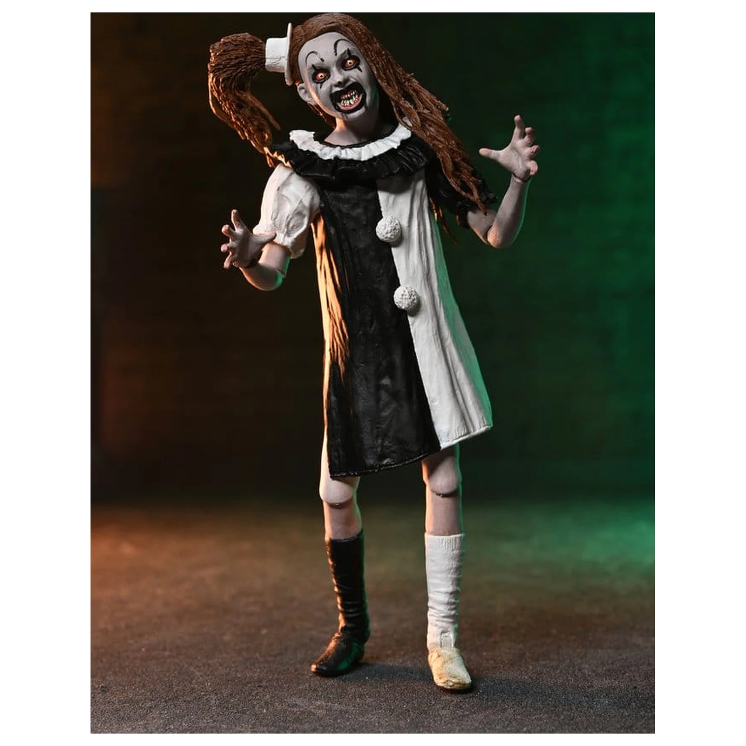 Terrifier 2 Set de 2 figurine de actiune Ultimate Art the Clown si Little Pale Girl 18 cm poza produsului