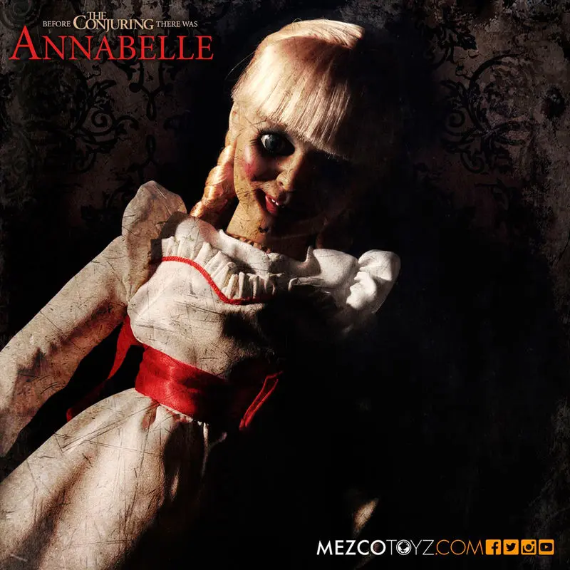 The Conjuring Scaled Prop Replica Păpușă Annabelle 46 cm poza produsului