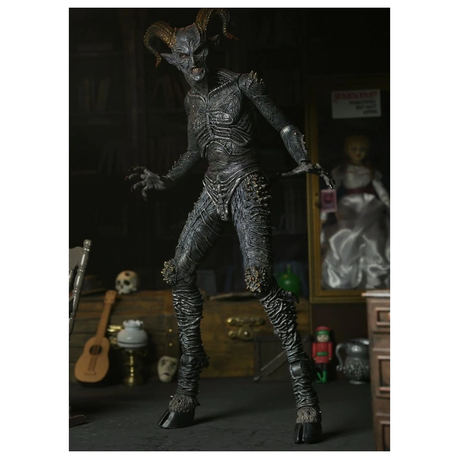 The Conjuring Universe Figurina Ultimate Malthus the Demon 18 cm poza produsului