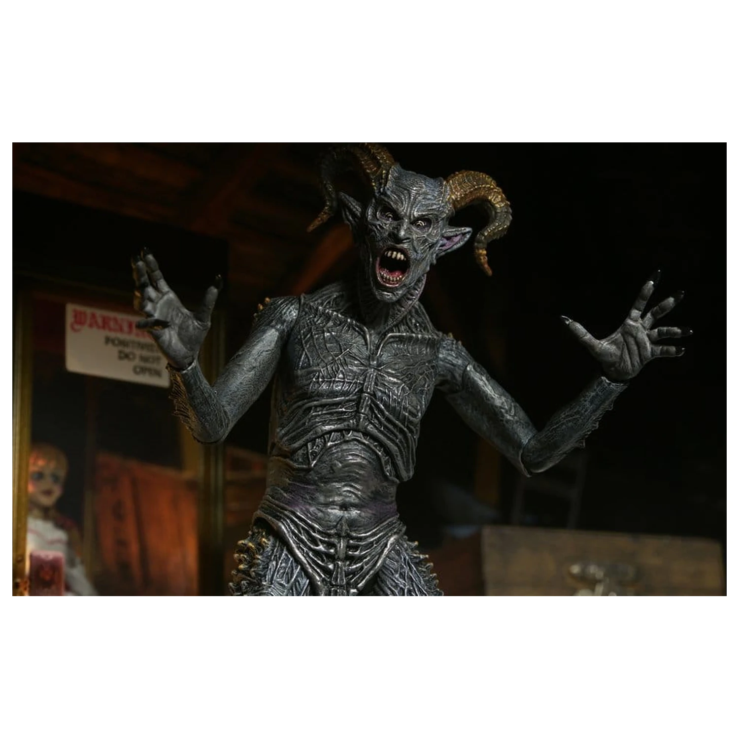 The Conjuring Universe Figurina Ultimate Malthus the Demon 18 cm poza produsului