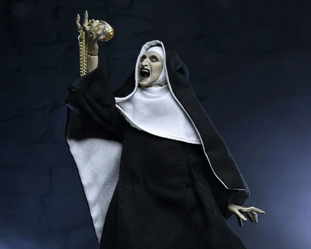 The Conjuring Universe Figurina Ultimate The Nun (Valak) 18 cm poza produsului
