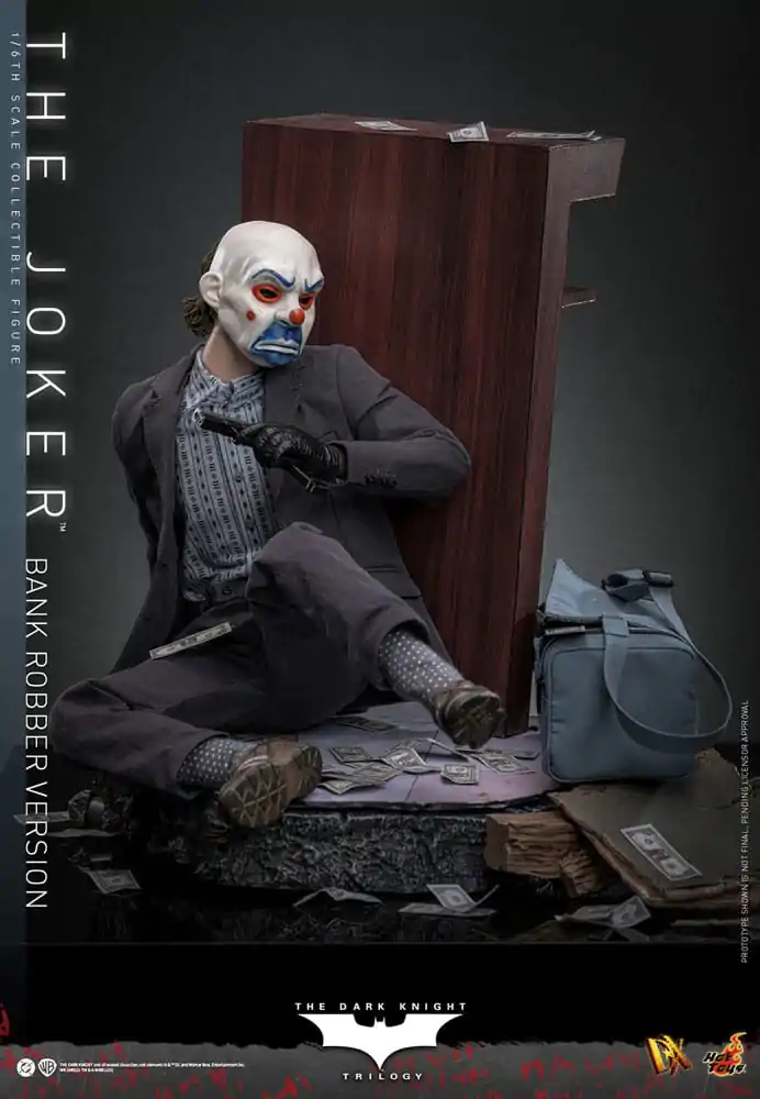 The Dark Knight DX Figurina de actiune 1/6 The Joker (Bank Robber Version) 30 cm poza produsului
