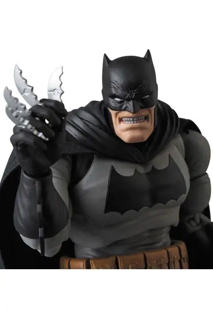 Batman MAFEX Figurină de acțiune Batman (TDKR) 16 cm (re-run) poza produsului