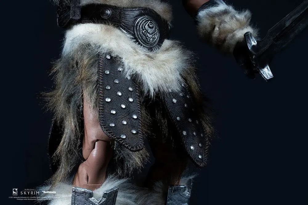 The Elder Scrolls V Skyrim Figurina de actiune 1/6 Dragonborn Standard Edition 32 cm poza produsului