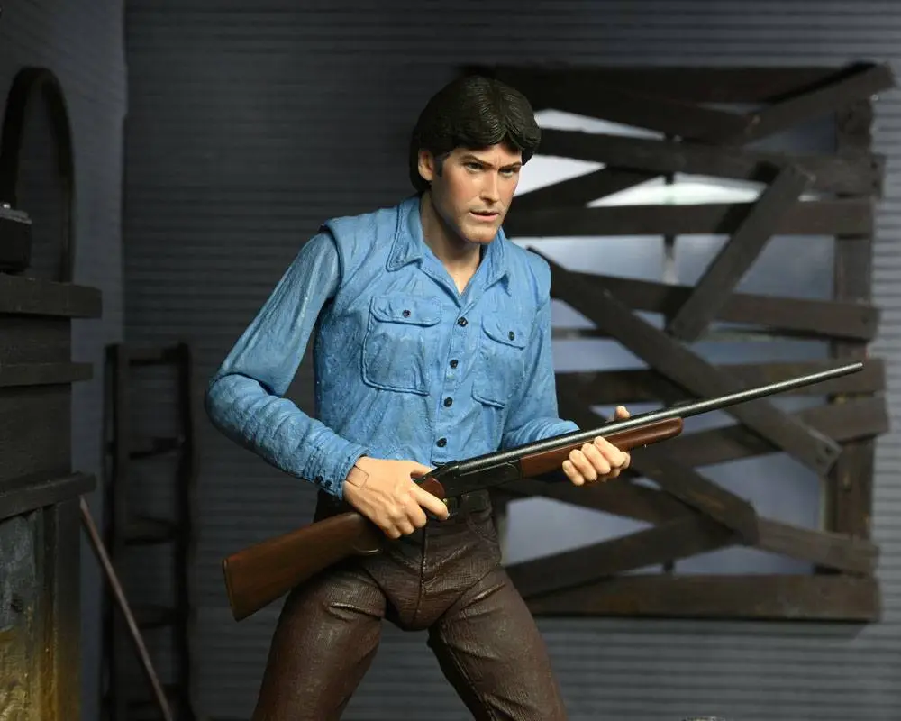The Evil Dead Figurina de acțiune Ultimate Ash 18 cm poza produsului