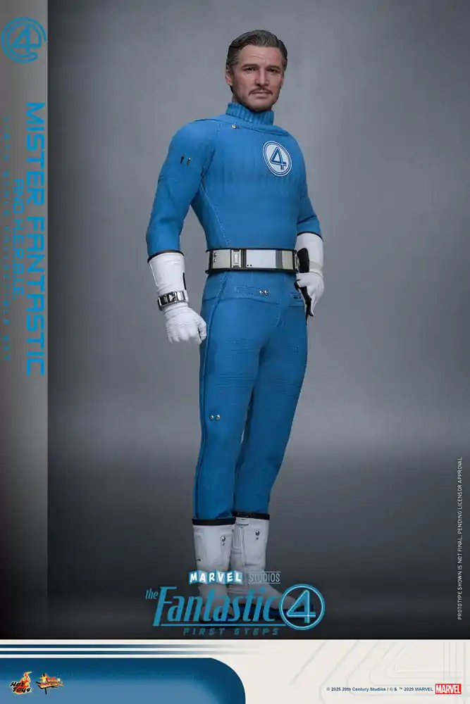 The Fantastic Four: First Steps Movie Masterpiece Figurina de Actiune Pachet 2 bucati 1/6 Mister Fantastic & H.E.R.B.I.E. 30 cm poza produsului