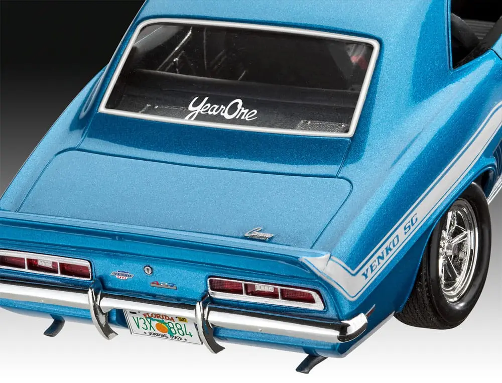 The Fast & Furious Model Kit cu accesorii de baza 1969 Chevy Camaro Yenko poza produsului