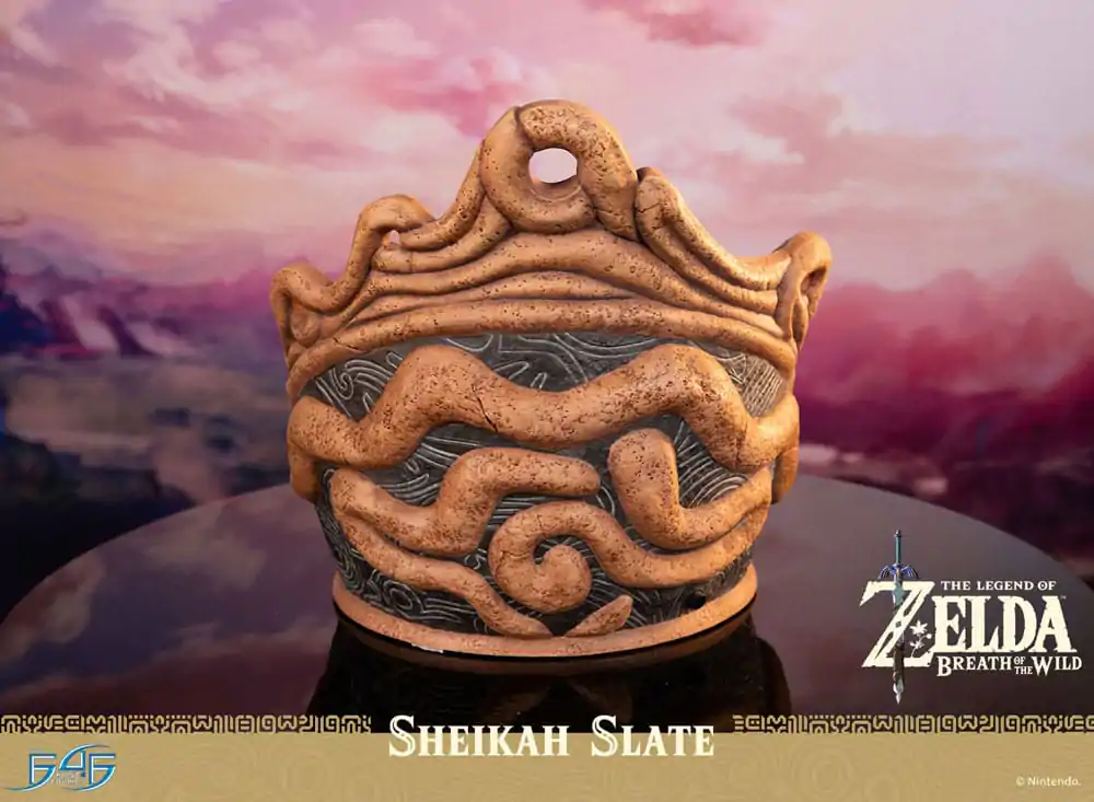 The Legend of Zelda: Breath of the Wild Statuie Mărime Naturală 1/1 Sheikah Slate 24 cm poza produsului