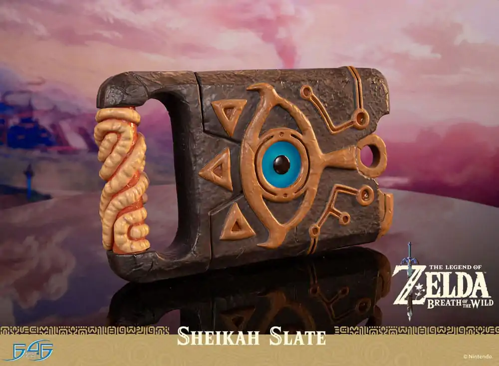 The Legend of Zelda: Breath of the Wild Statuie Mărime Naturală 1/1 Sheikah Slate 24 cm poza produsului