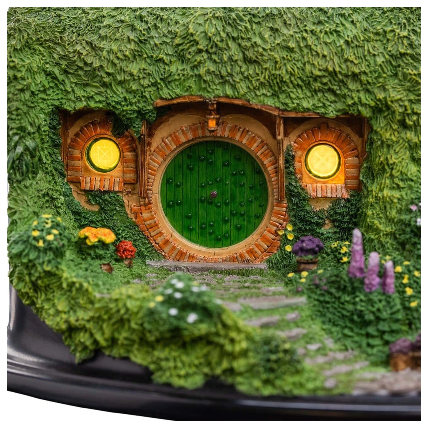 The Lord of the Rings Environment Hobbit Hole - Bag End - Illuminated Edition 7 cm poza produsului