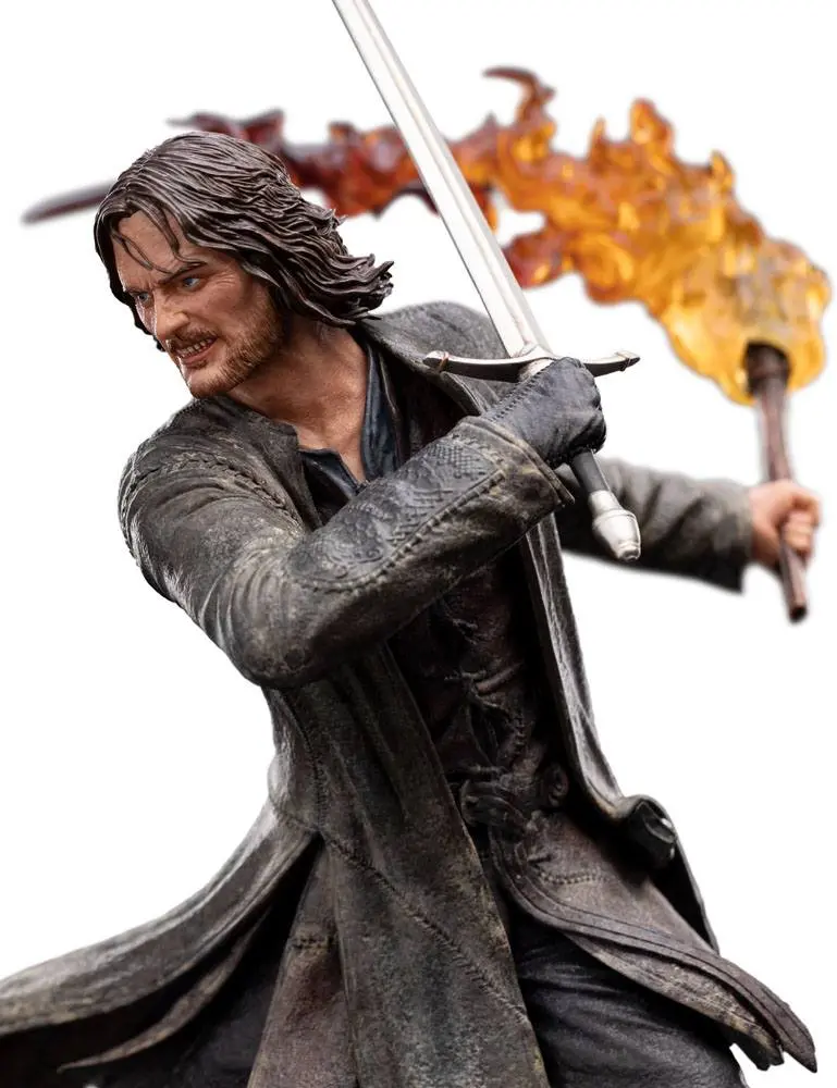 The Lord of the Rings Figures of Fandom Statuie PVC Aragorn 28 cm poza produsului