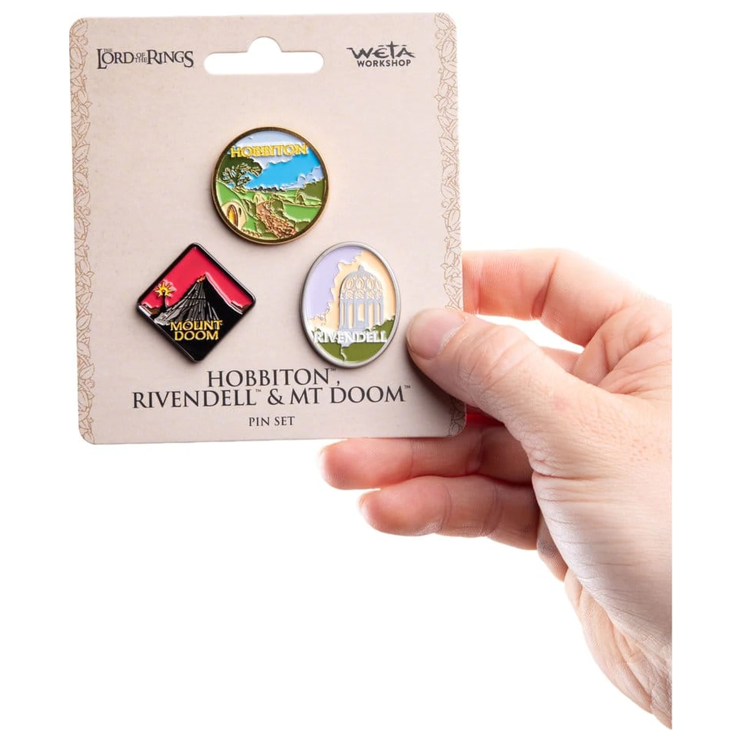 Set de insigne The Lord of the Rings Trilogy Hobbiton, Rivendell si Mount Doom poza produsului