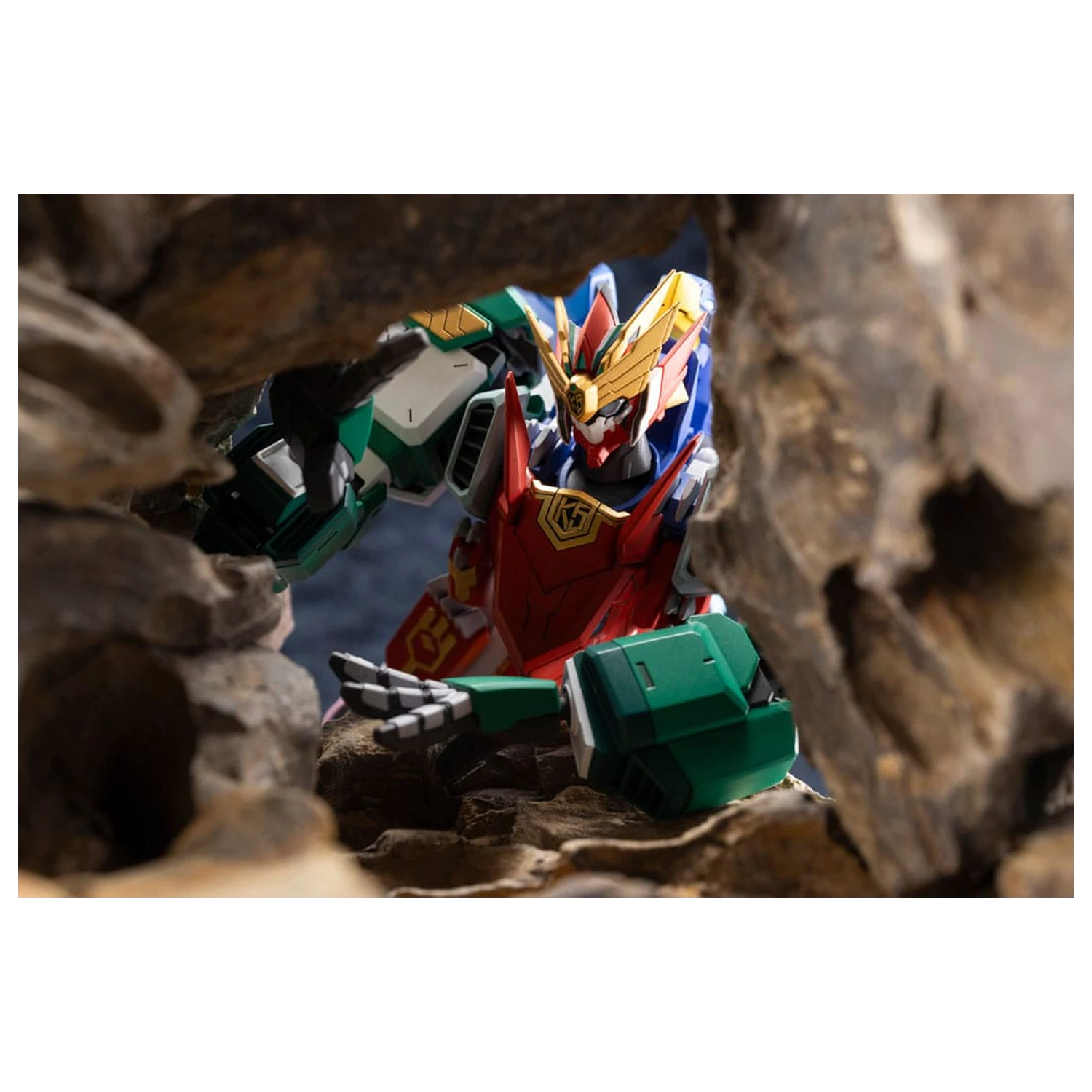 The Red Ranger Becomes an Adventurer in Another World Plastic Model Kit Maximum Kizuna Kaiser 17 cm poza produsului