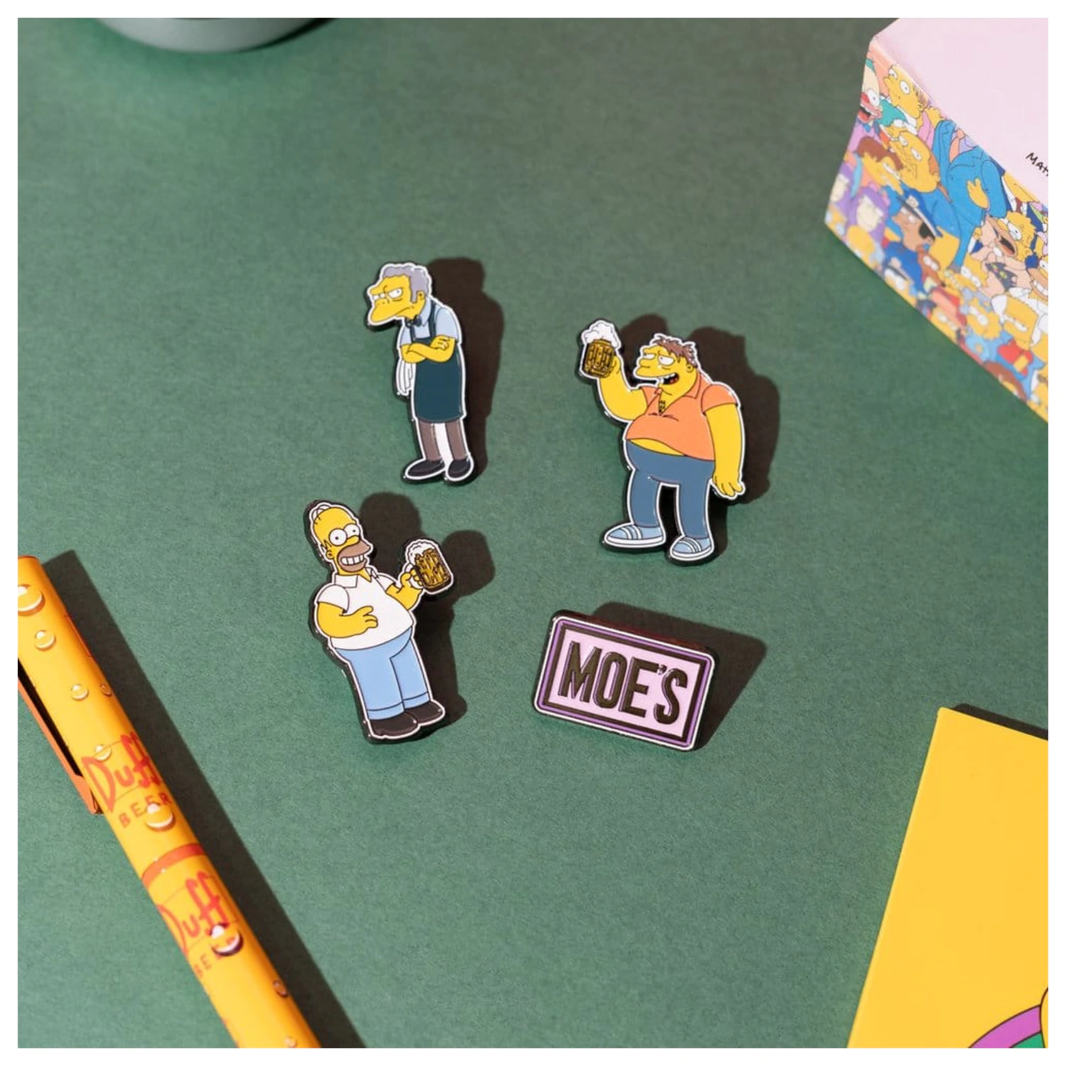 The Simpsons insigne Set de 4 Moe's Tavern poza produsului