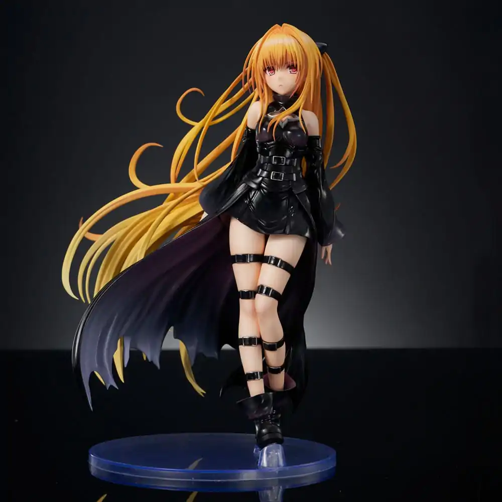 To Love-Ru Darkness statuie PVC 1/6 Golden Darkness Black Trance Version 20 cm poza produsului