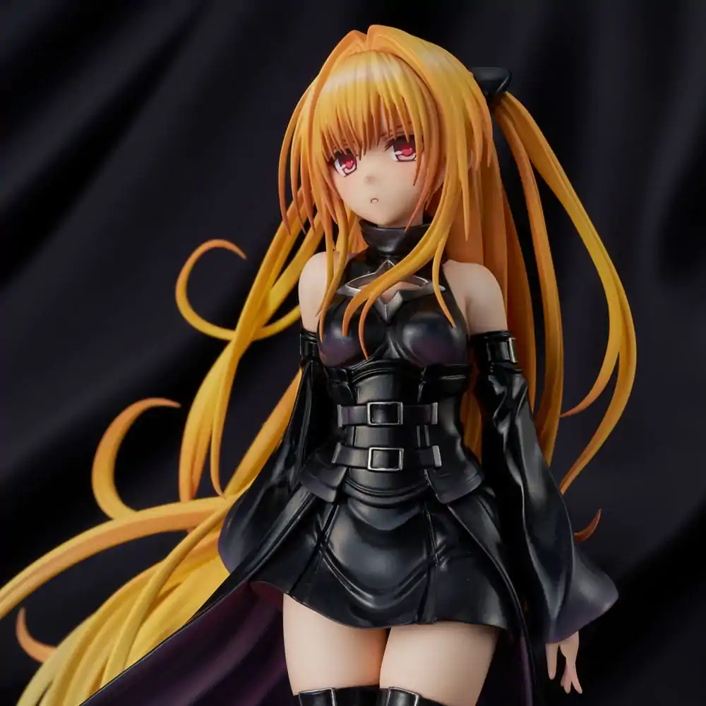 To Love-Ru Darkness statuie PVC 1/6 Golden Darkness Black Trance Version 20 cm poza produsului