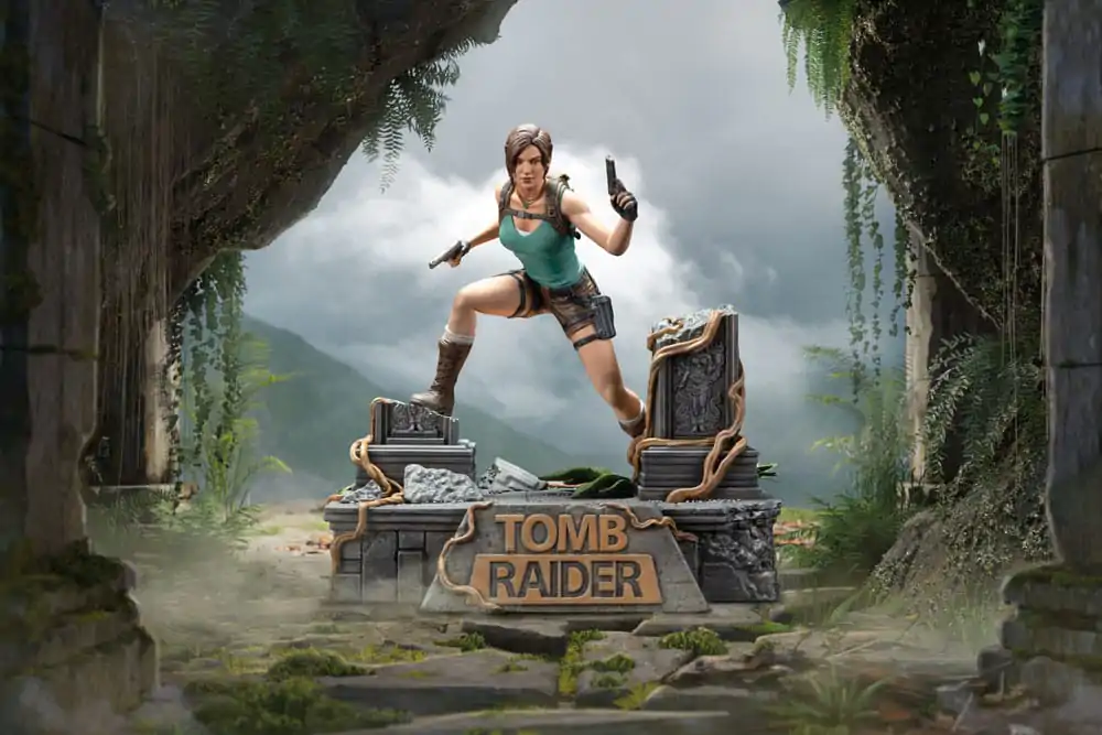 Statuie PVC Tomb Raider Lara Croft 24 cm poza produsului