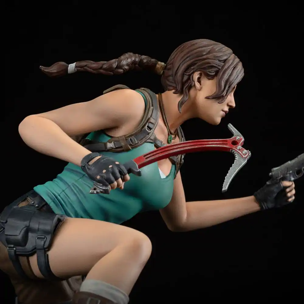 Statuie PVC Tomb Raider Lara Croft 24 cm poza produsului