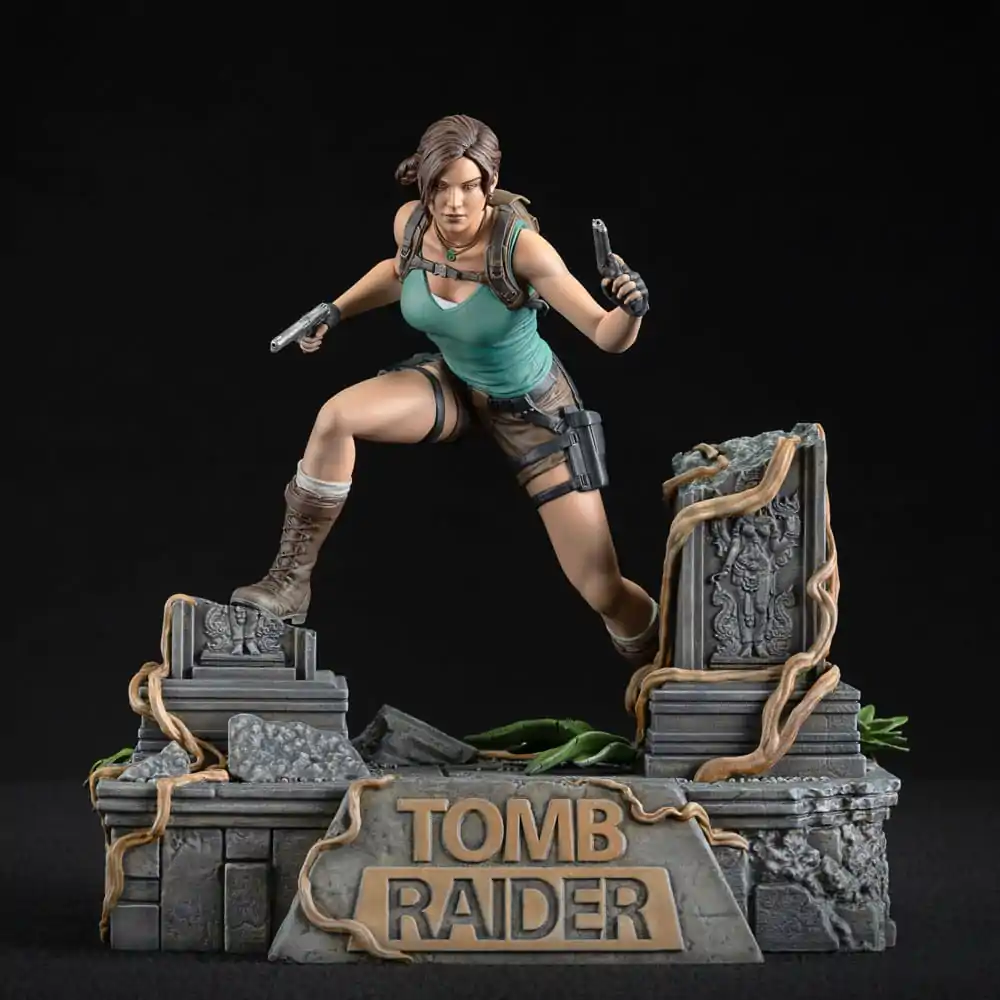 Statuie PVC Tomb Raider Lara Croft 24 cm poza produsului