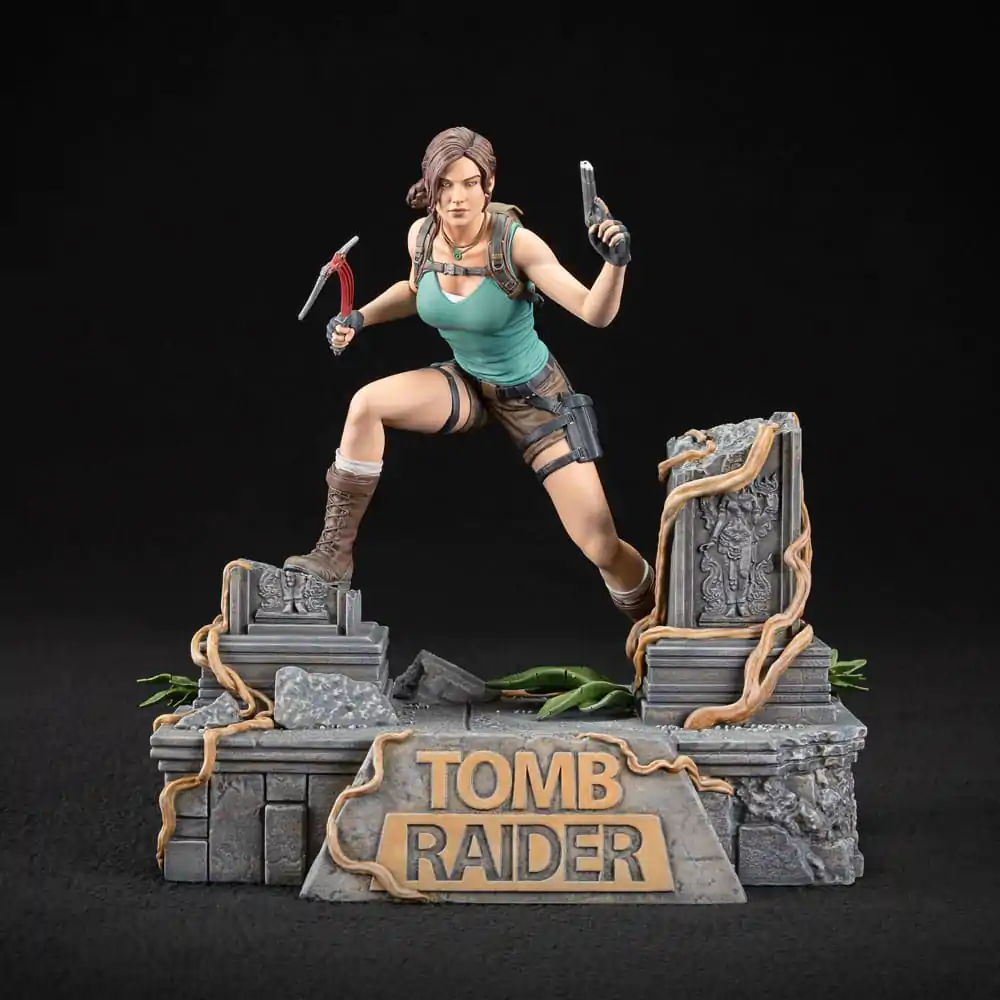 Statuie PVC Tomb Raider Lara Croft 24 cm poza produsului