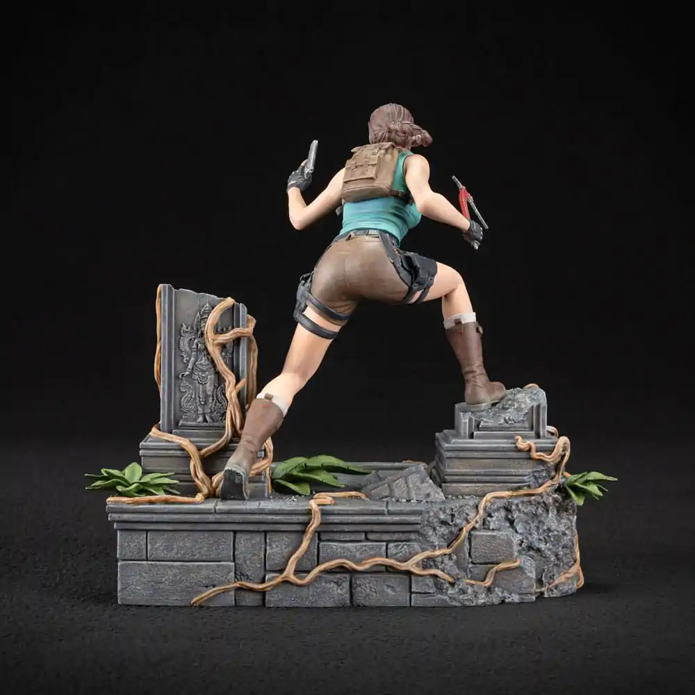 Statuie PVC Tomb Raider Lara Croft 24 cm poza produsului