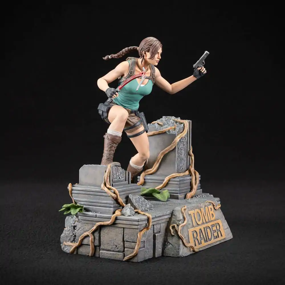 Statuie PVC Tomb Raider Lara Croft 24 cm poza produsului