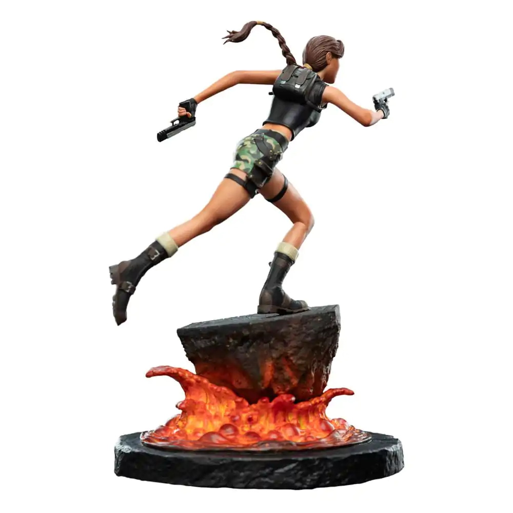 Tomb Raider Mini Statueta Lara Croft: The Sanctuary of Flame 18 cm poza produsului