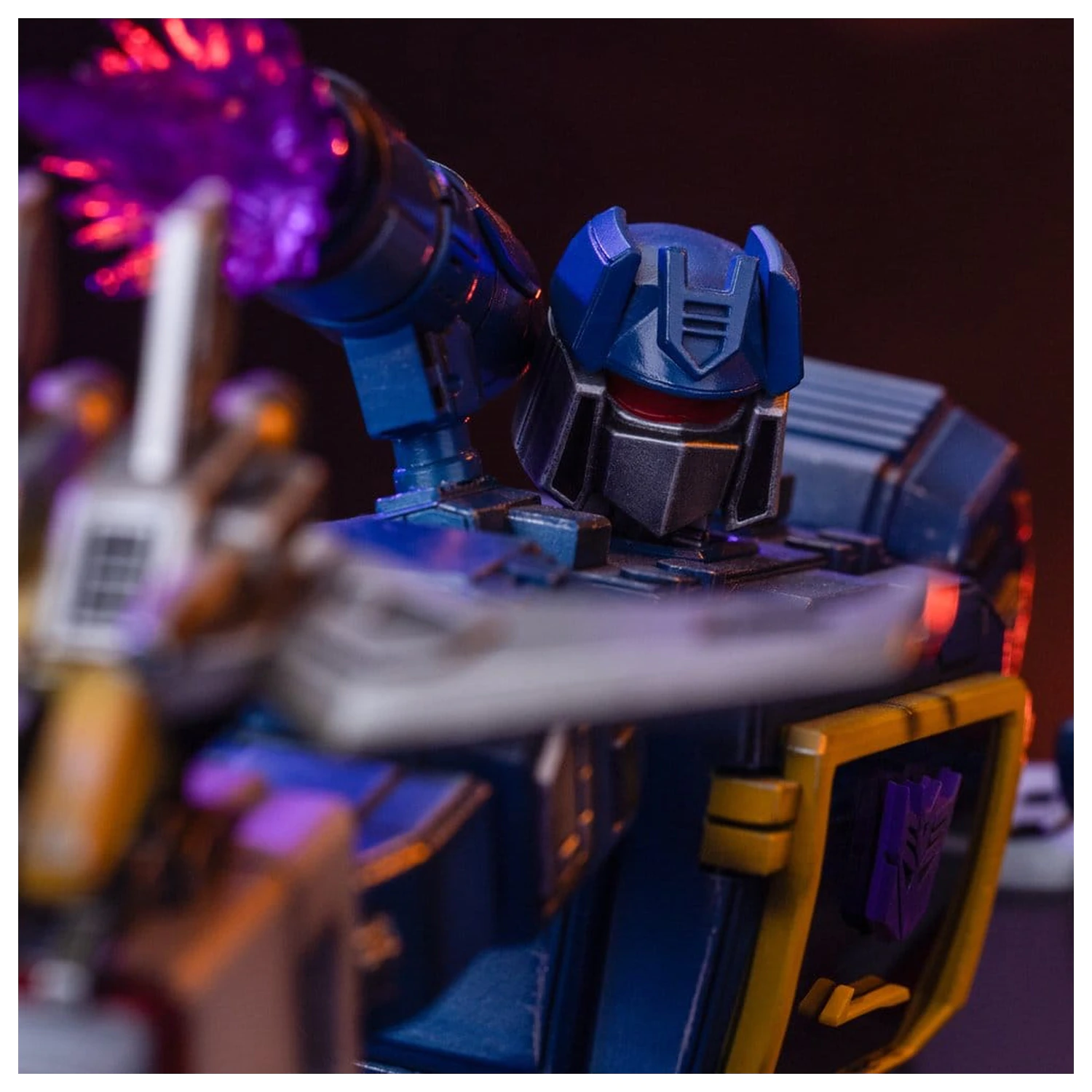 Transformers Statuie Demi Scale 1/20 Soundwave 29 cm poza produsului
