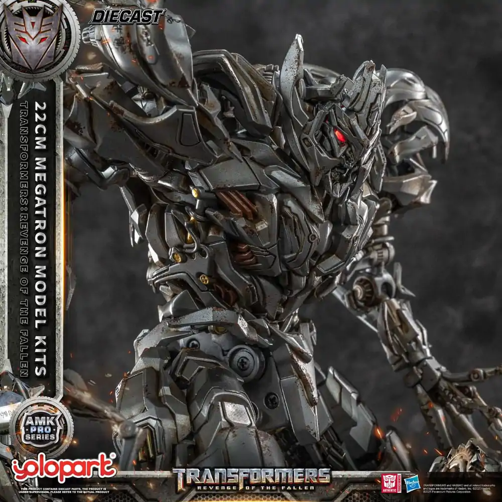 Transformers: Revenge of the Fallen AMK Pro Series Plastic Model Kit Megatron (Versiune pentru strainatate) 22 cm     poza produsului