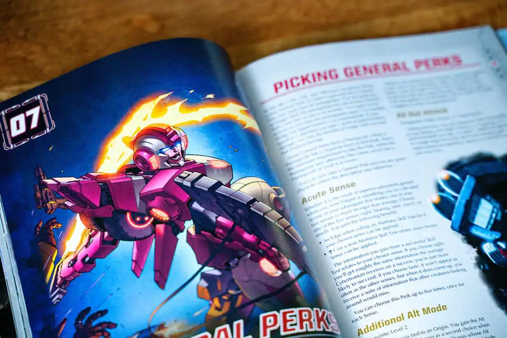 Transformers RPG Core Rulebook Versiunea în engleză poza produsului