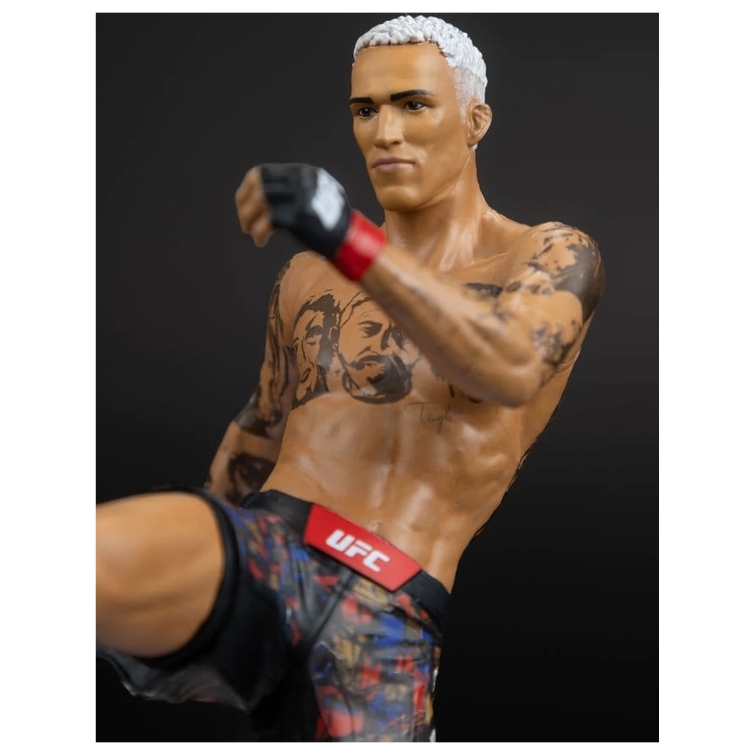 UFC Posed PVC Statuie Charles Oliveira 17 cm poza produsului
