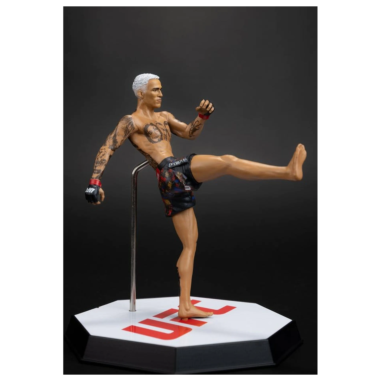UFC Posed PVC Statuie Charles Oliveira 17 cm poza produsului