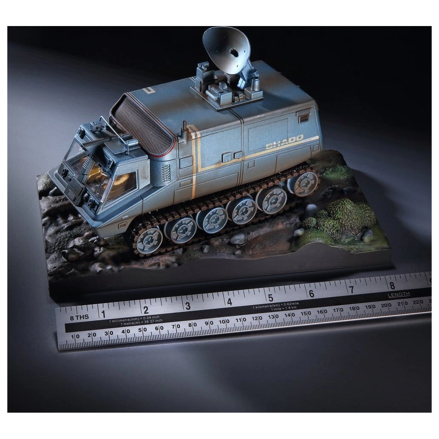UFO Die-cast Model S.H.A.D.O. Mobile (cu Radar) 17 cm poza produsului