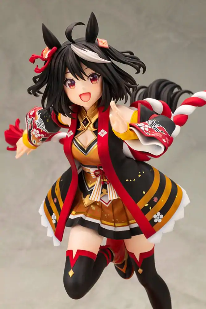 Uma Musume Pretty Derby Statuie PVC 1/7 Depășind Căldura Înaintătoare Kitasan Black 30 cm poza produsului