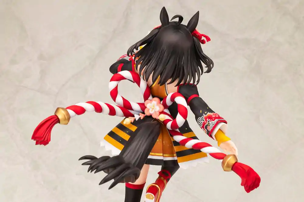 Uma Musume Pretty Derby Statuie PVC 1/7 Depășind Căldura Înaintătoare Kitasan Black 30 cm poza produsului