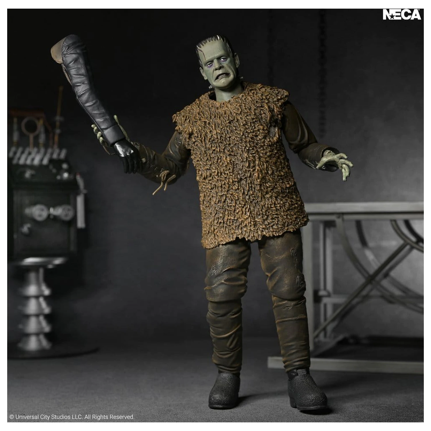 Universal Monsters: Son of Frankenstein Figurina articulata Ultimate Frankenstein's Monster 18 cm poza produsului