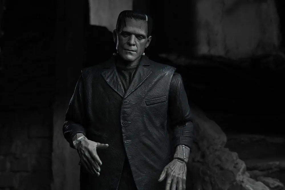 Figurină de acțiune Universal Monsters Ultimate Monstrul lui Frankenstein (Alb & Negru) 18 cm poza produsului