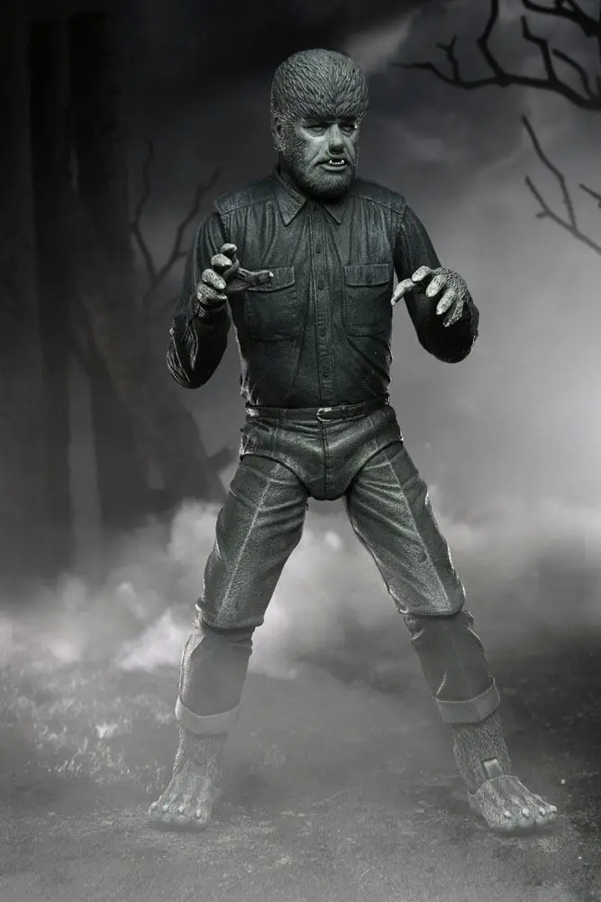 Figurina de actiune Universal Monsters Ultimate The Wolf Man (Black & White) 18 cm poza produsului