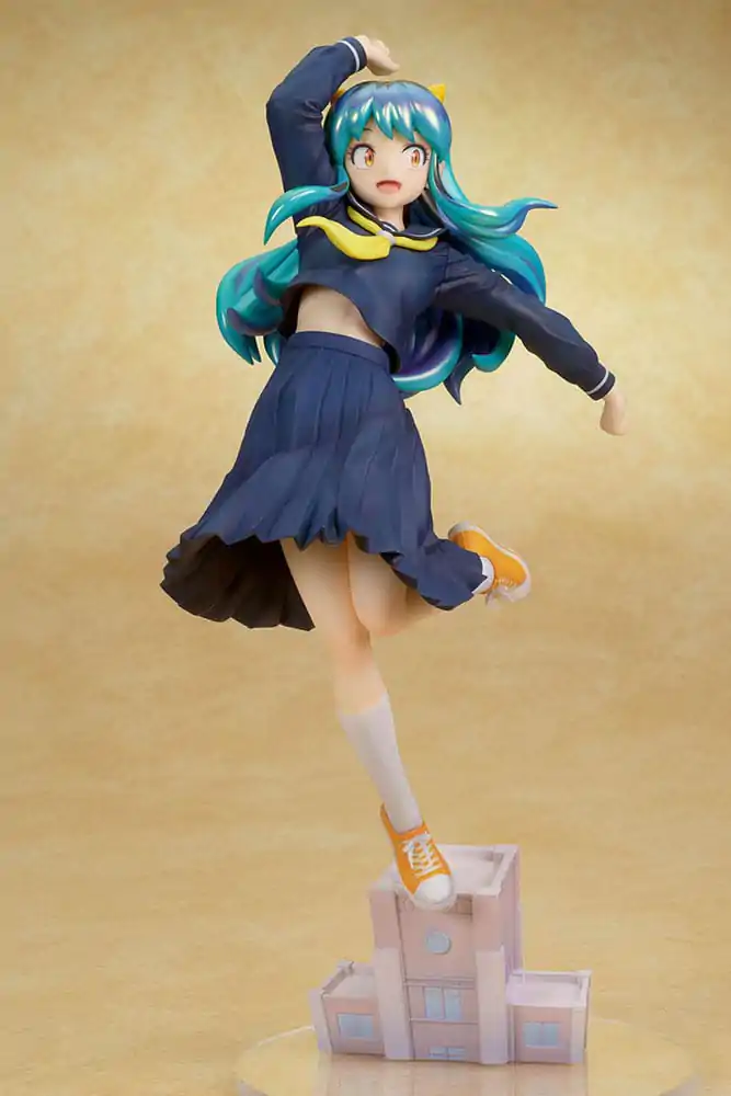 Urusei Yatsura Statuie PVC 1/7 Lum Uniform Ver. 28 cm poza produsului