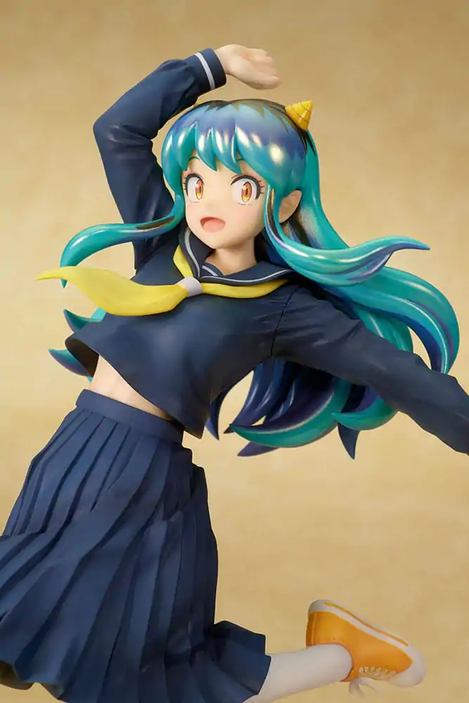 Urusei Yatsura Statuie PVC 1/7 Lum Uniform Ver. 28 cm poza produsului
