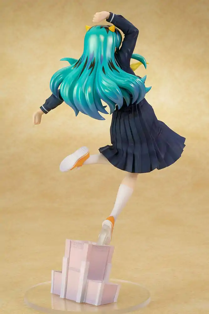 Urusei Yatsura Statuie PVC 1/7 Lum Uniform Ver. 28 cm poza produsului