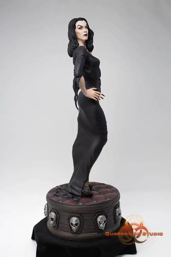 Statuie Vampira 1/6 Queen of the Ghouls 43 cm poza produsului