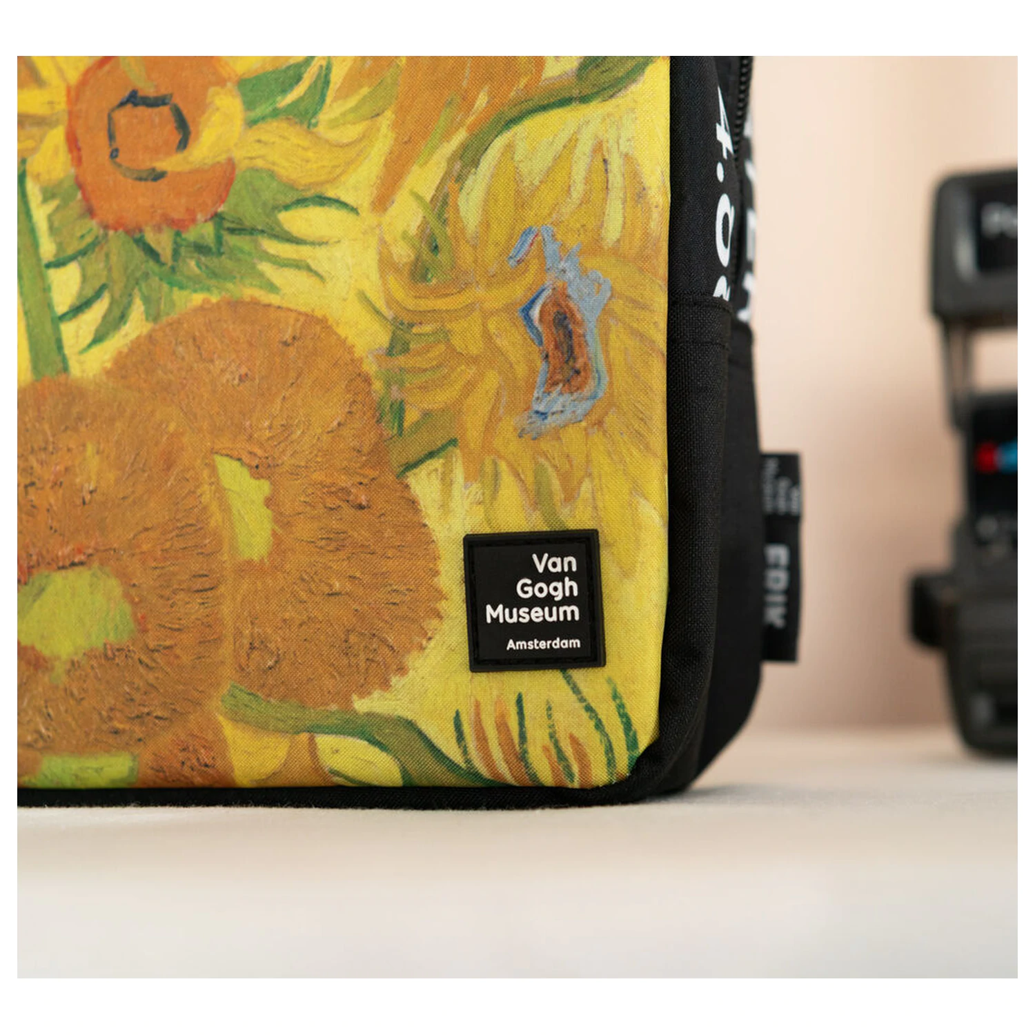 Van Gogh Museum vanity case poza produsului