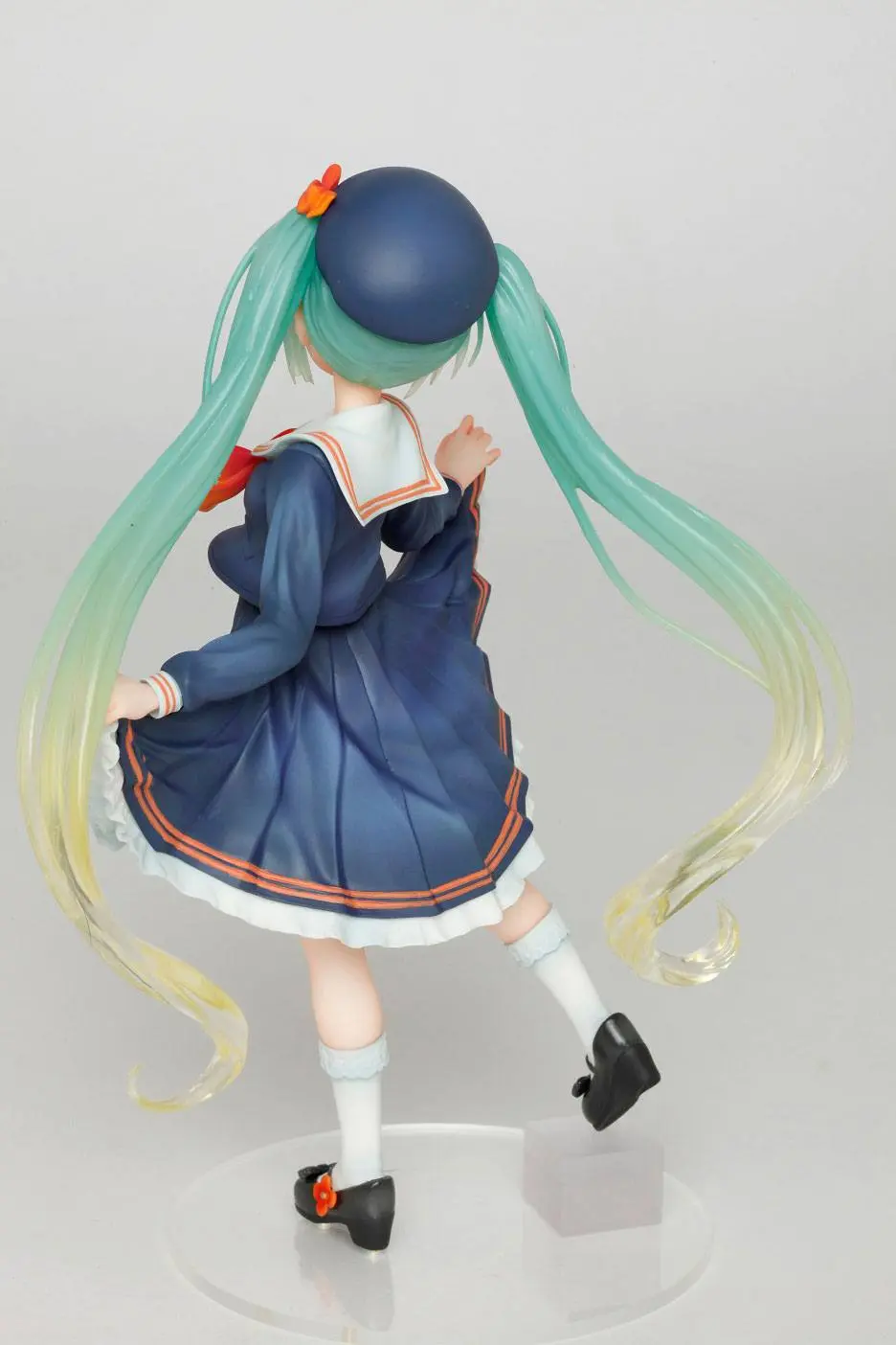 Vocaloid Statuie din PVC Hatsune Miku Sezonul 3 Versiunea Toamna (revanzari) 18 cm poza produsului