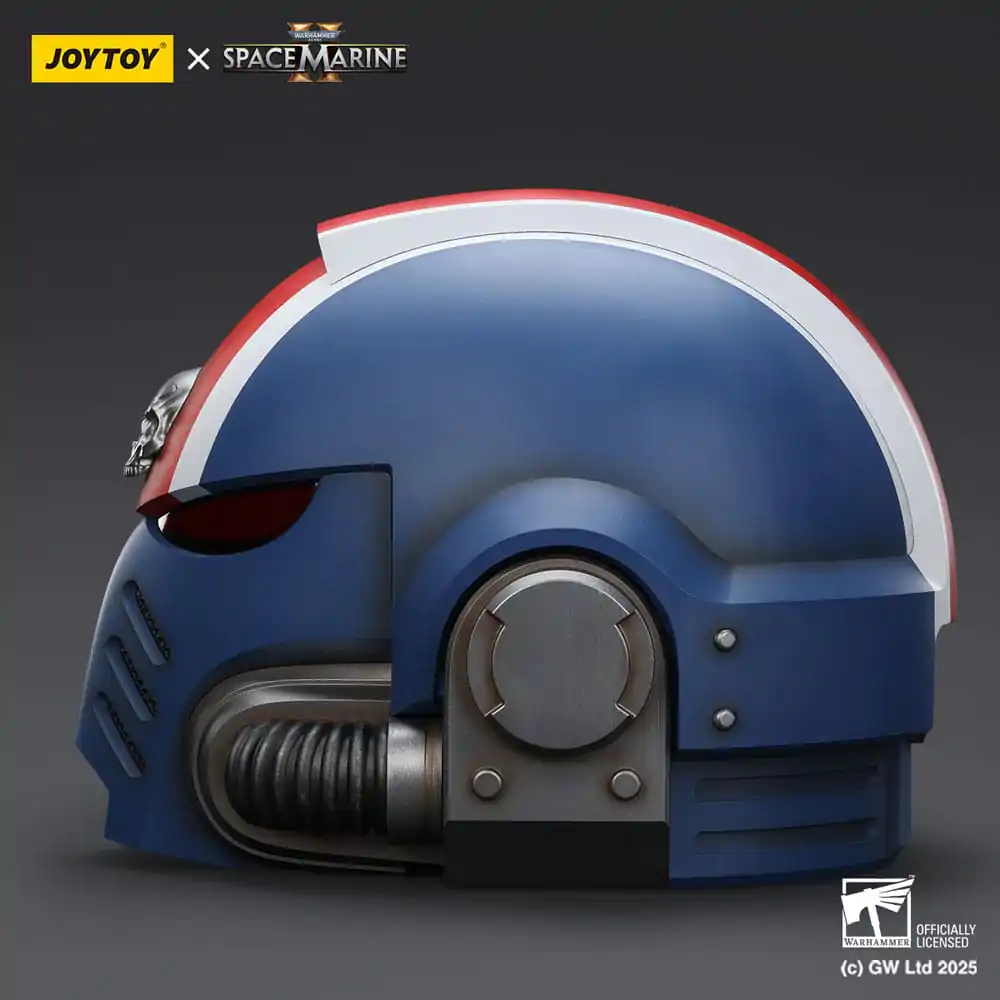 Warhammer 40,000: Space Marine 2 Replica Ultramarines Lieutenant Titus helmet 30 cm poza produsului