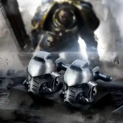 Butoni Warhammer 40,000 Space Marine poza produsului