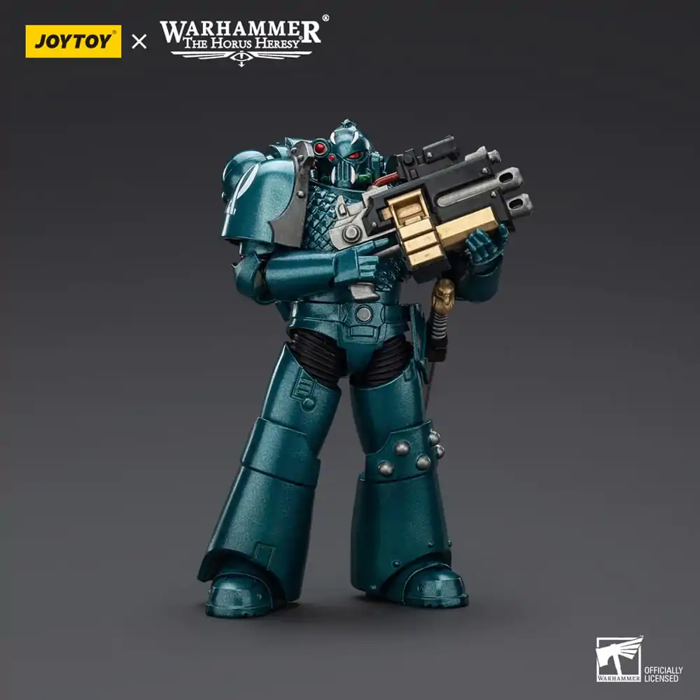 Warhammer The Horus Heresy Figurina de acțiune Alpha Legion Head hunter cu Banestrike Combi-Bolter și Pumnal energetic 20 cm poza produsului