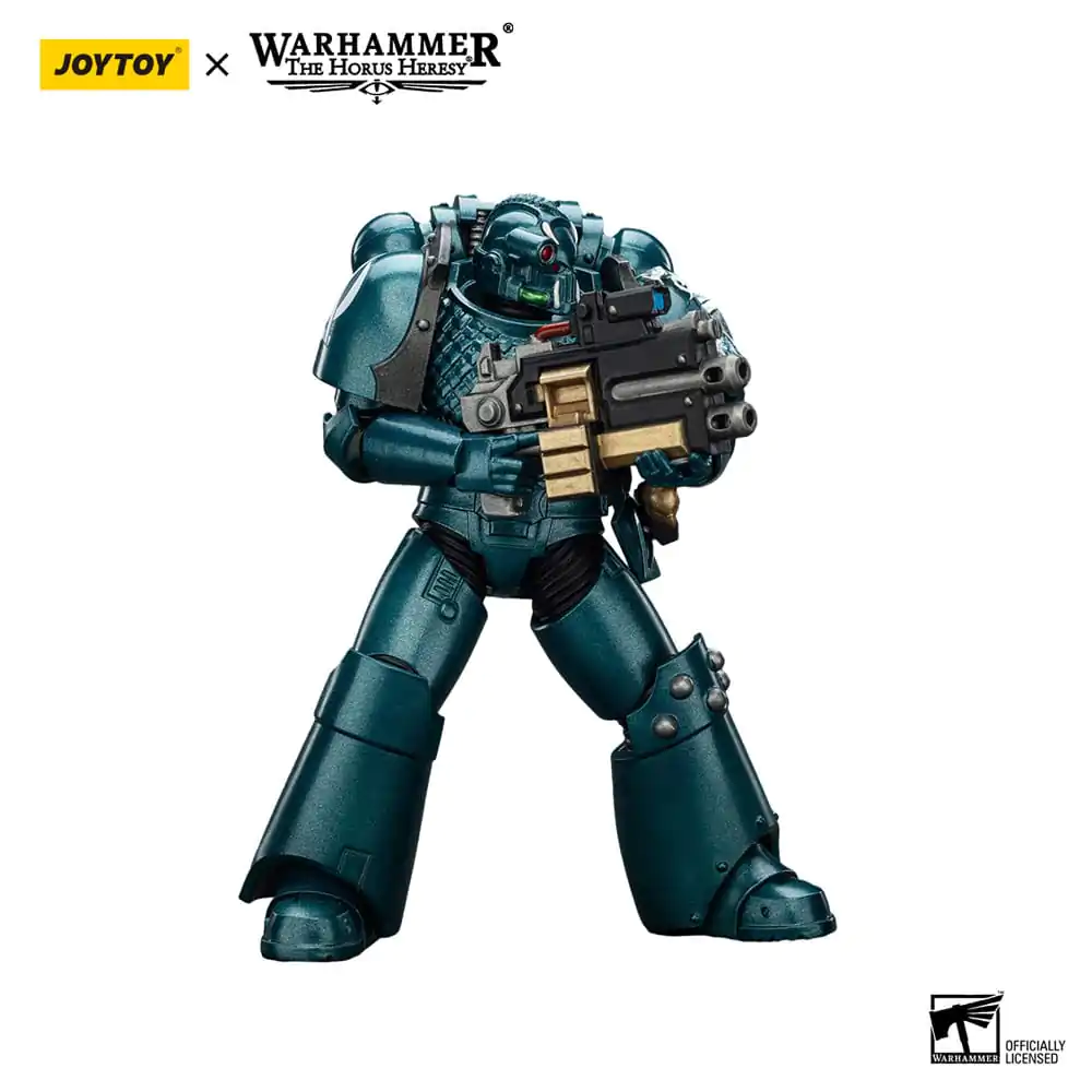 Warhammer The Horus Heresy Figurina de acțiune Alpha Legion Head hunter cu Banestrike Combi-Bolter și Pumnal energetic 20 cm poza produsului