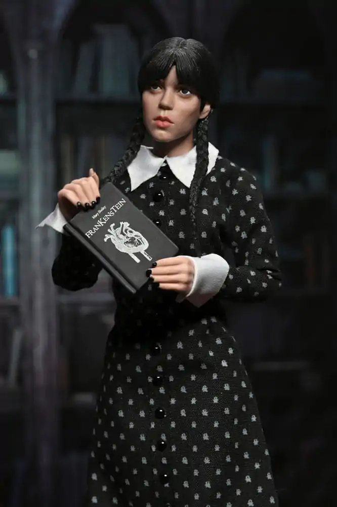 Wednesday Action Figure Wednesday (Classic Dress) 20 cmFigurină Wednesday Wednesday (Classic Dress) 20 cm poza produsului